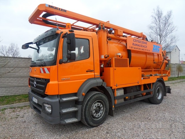 Pojazd z recyklingiem
Typ: MB 1833
Rok produkcji: 2010
Zabudowa: Muller Umwelttechnik