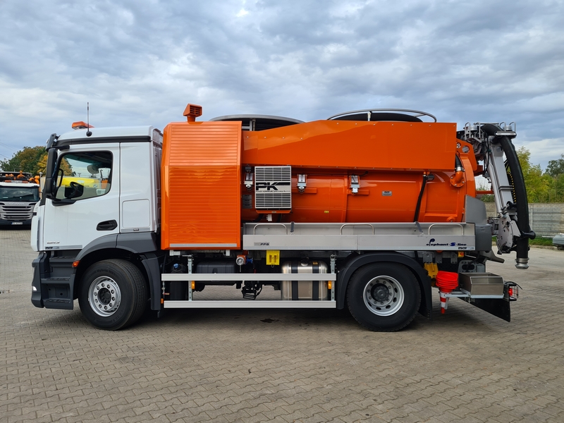 Pojazd dwu-funkcyjny typu Kombi
Typ:Mercedes-Benz Actros 1843
Rok produkcji: 2021(nowy)
Zabudowa: FFG Umwelttechnik