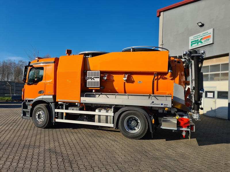Pojazd dwu-funkcyjny typu Kombi
Typ:Mercedes-Benz Actros 1843
Rok produkcji: 2020(nowy)
Zabudowa: FFG Flensburg