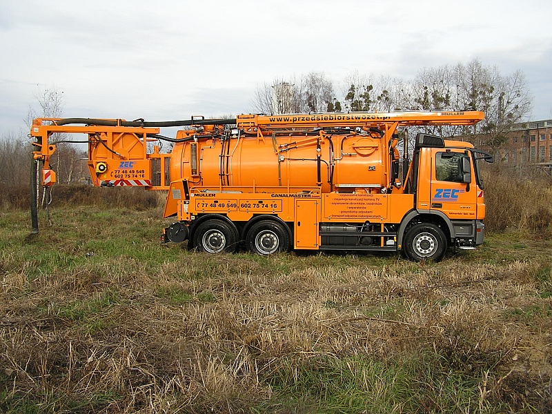 Pojazd z recyklingiem
Typ: MB 2641
Rok produkcji: 2011
Zabudowa: Muller Umwelttechnik