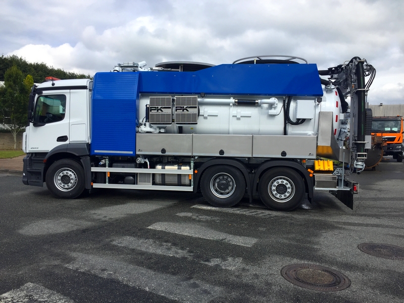 Pojazd z recyklingiem
Typ: Mercedes-Benz Actros 2543
Rok produkcji: 2020 ( nowy )
Zabudowa: FFG Flensburg