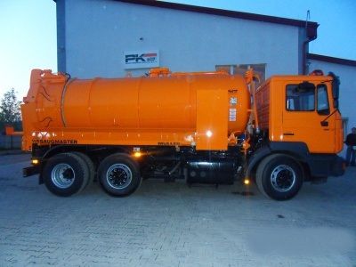 Pojazd asniezacyjny z mała pompą wodną Typ:MAN 26-343
Rok produkcji: 1997
Zabudowa: Muller Umwelttechnik