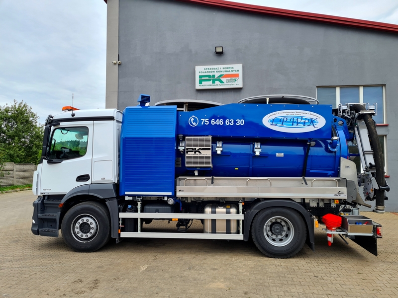 Pojazd dwu-funkcyjny typu Kombi
Typ:Mercedes-Benz Actros 1843
Rok produkcji: 2020(nowy)
Zabudowa: FFG Flensburg