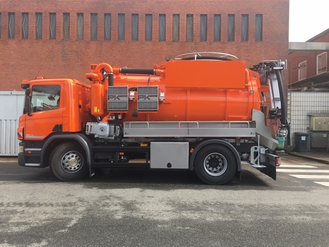 Pojazd dwu-funkcyjny typu Kombi
Typ:Scania P360
Rok produkcji: 2017(nowy)
Zabudowa: FFG Flensburg