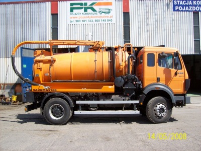 Pojazd dwu-funkcyjny typu Kombi Typ: Scania 124 Rok produkcji: 1998 Zabudowa: Hellmers