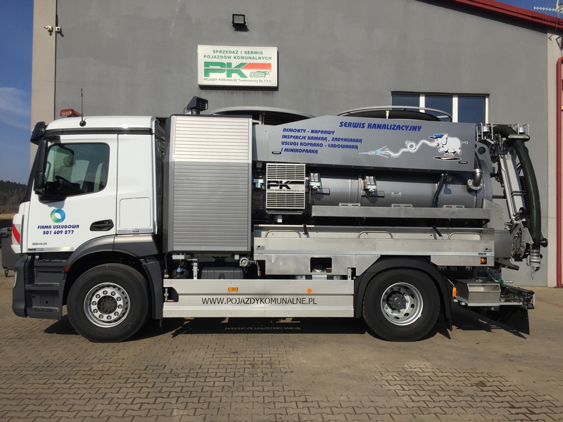 Pojazd dwu-funkcyjny typu Kombi
Typ:Mercedes-Benz Antos 1843
Rok produkcji: 2020(nowy)
Zabudowa: FFG Flensburg