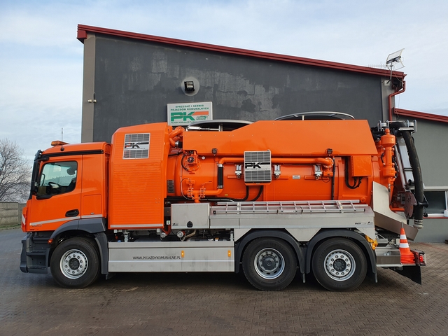 Pojazd z recyklingiem
Typ: Mercedes-Benz Antos 2543
Rok produkcji: 2019 ( nowy )
Zabudowa: FFG Flensburg